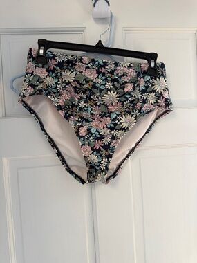 Kona Sol High-Waist Floral Bikini Bottoms - Navy, Pink & Cream
